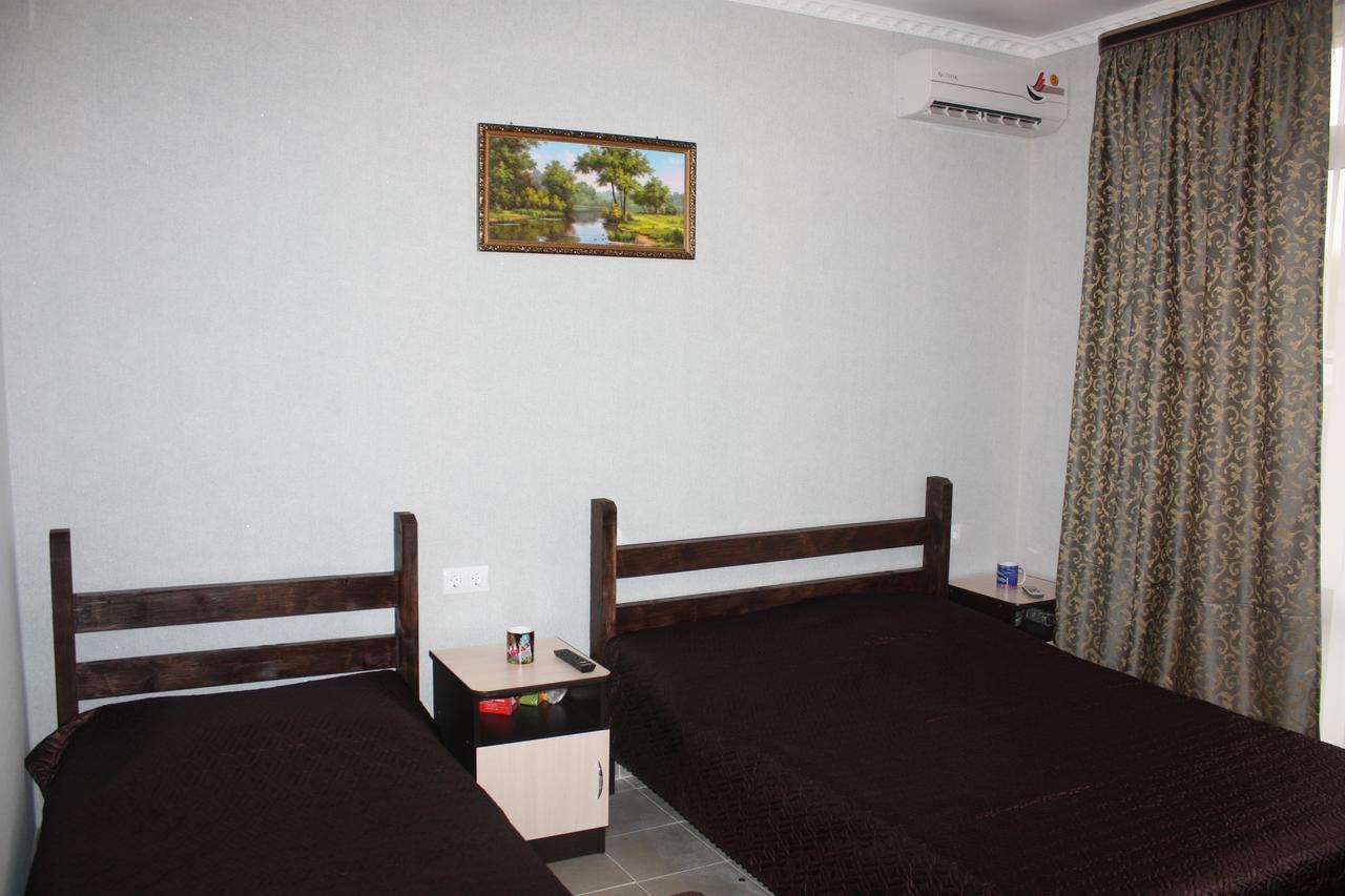 Viktoria Hotel Pizunda Room photo